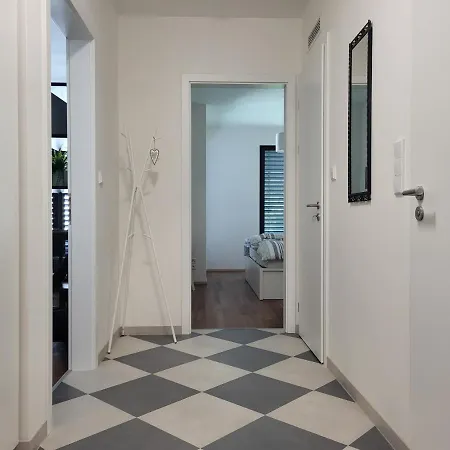 Апартаменты New In Karlin, 8, Close To Center