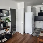 Apartman New In Karlin, 8, Close To Center *