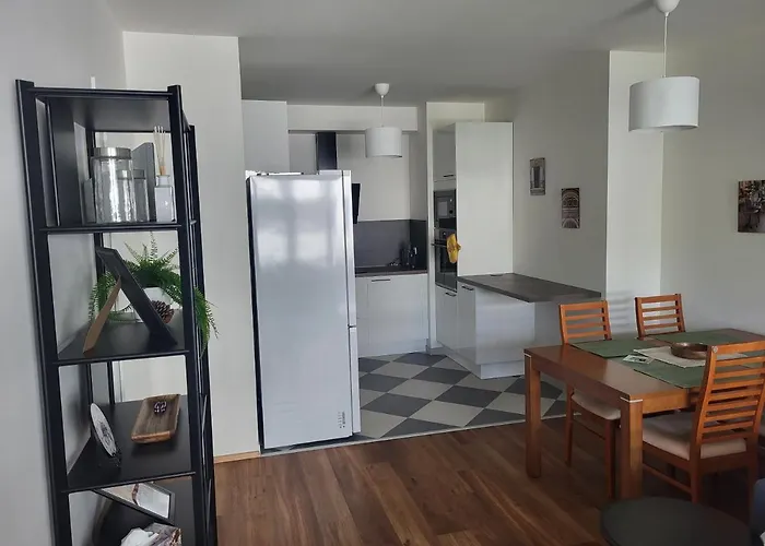 New In Karlin, 8, Close To Center Appartement