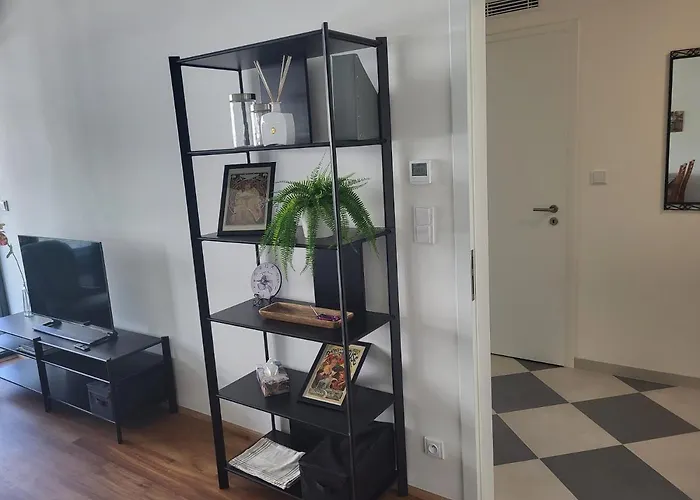 New In Karlin, 8, Close To Center